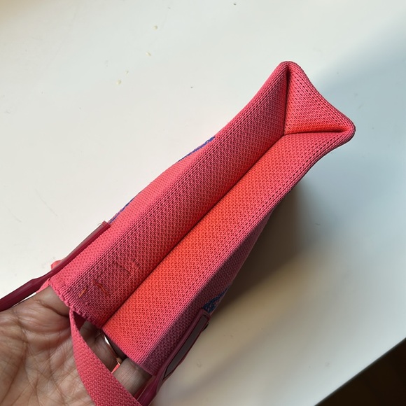 Coco cay Bahamas small crossbody bag - Picture 8 of 10